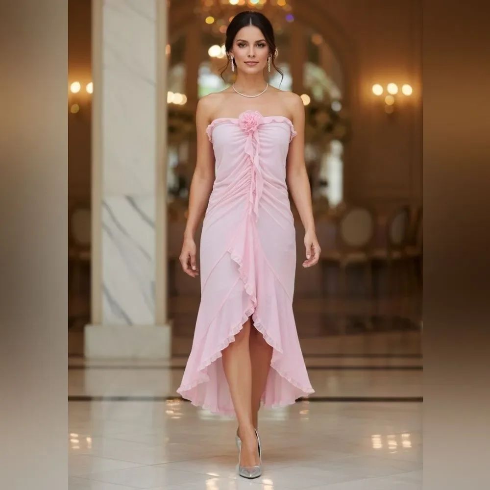 Tiger Mist Strapless Dress in Soft Pink